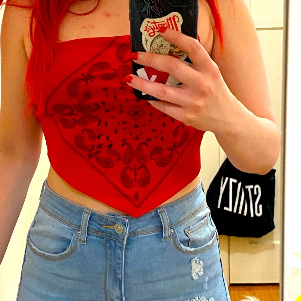 Red bandana top